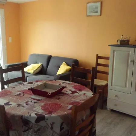Appartement La Roseraie *